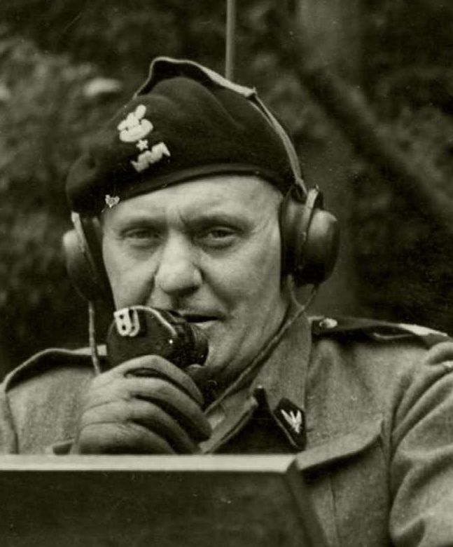 Generał Maczek